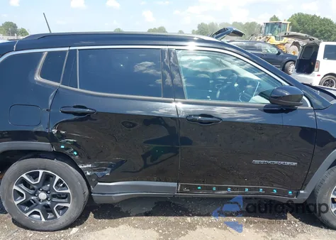 2022 Jeep Compass Latitude Fwd из США, поврежденный, VIN 3C4NJCBB6NT137361